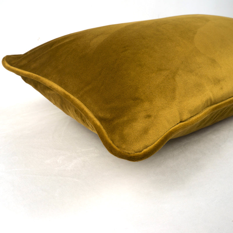 Luxe Velvet Square Throw Pillow with Piped Edges (Golden Amber)