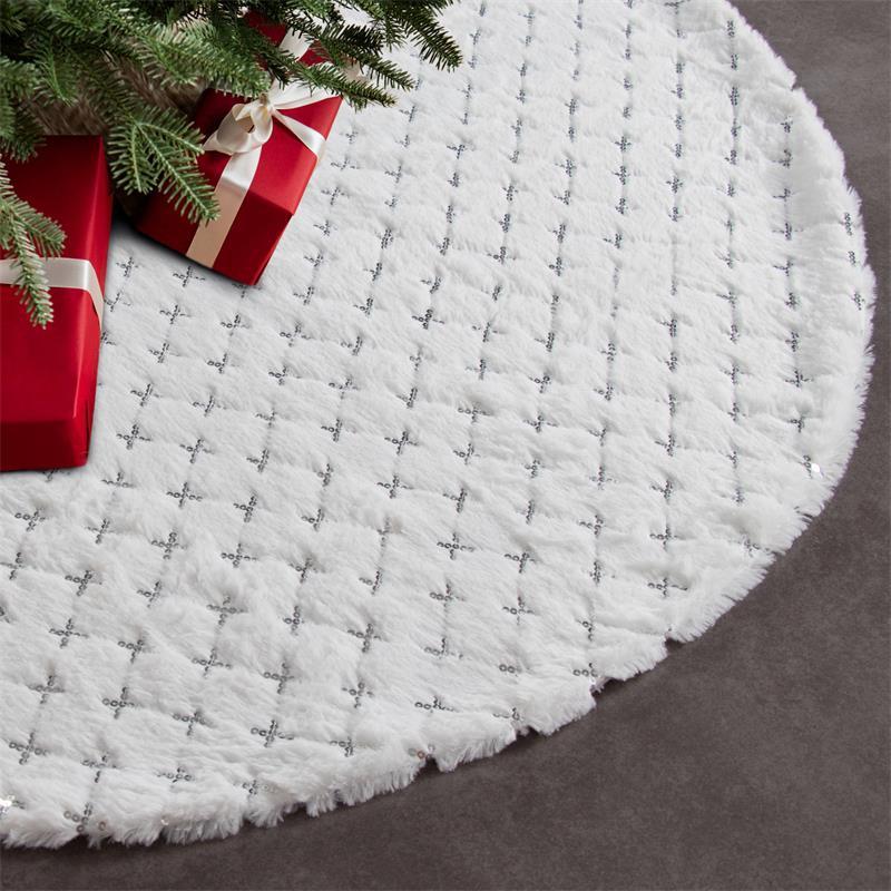 Snowdrift Soft Diamond-Pattern Tree Skirt