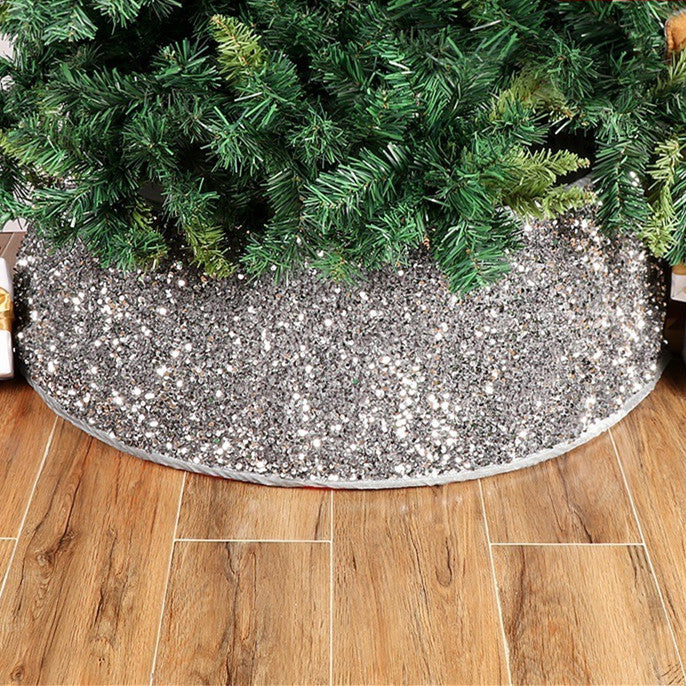 Dazzling Silver Sequin Tree Collar